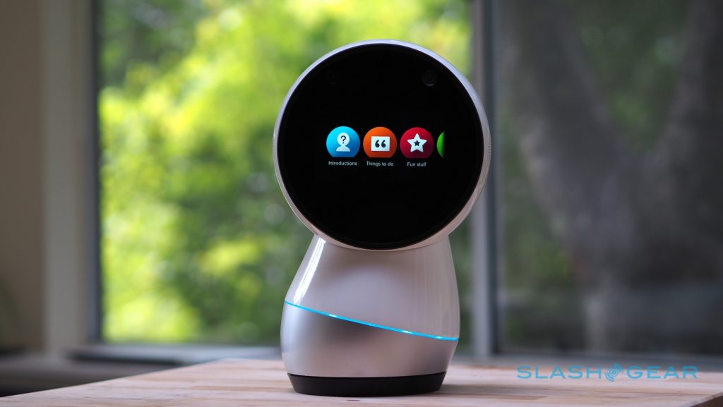 1,全球首款社交机器人——jibo