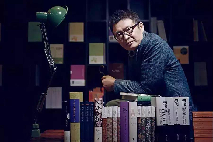麦家在杭州也有一家公益图书馆 麦家理想谷 和高晓松的晓书馆相比