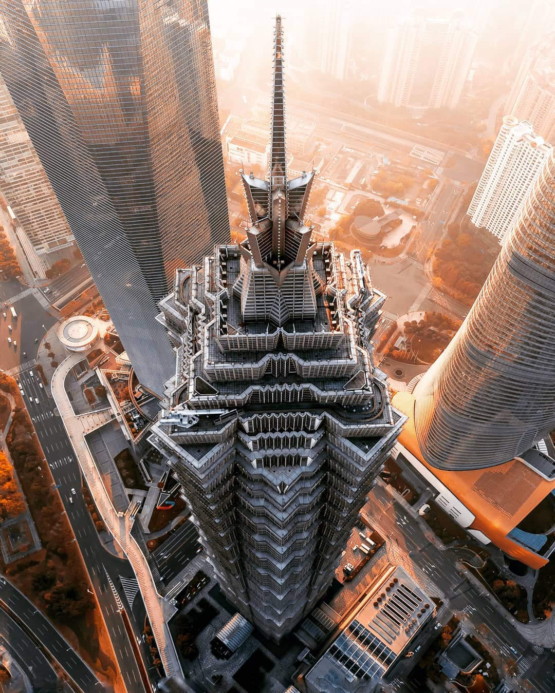 无人机航拍摄影火爆ins,他镜头下的上海不负魔都之盛名!