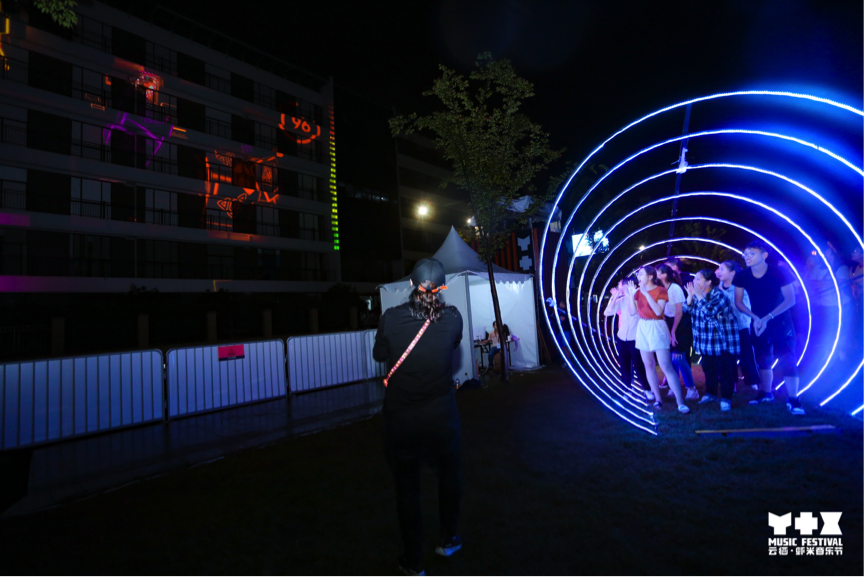 听说虾米音乐的黑科技音乐节很炸