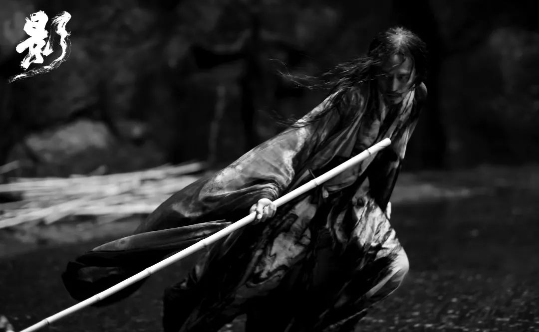 张艺谋的《影》,无论黑白灰色彩还是构图都无与伦比,值得学习!
