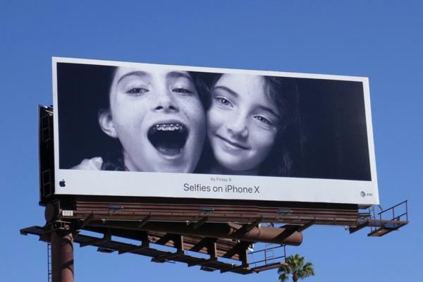 Selfies-iphone-X-finlay-A-billboard.jpg