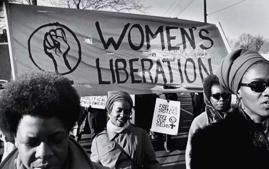 品牌女性广告50年:从赤裸裸的性暗示到女权觉醒