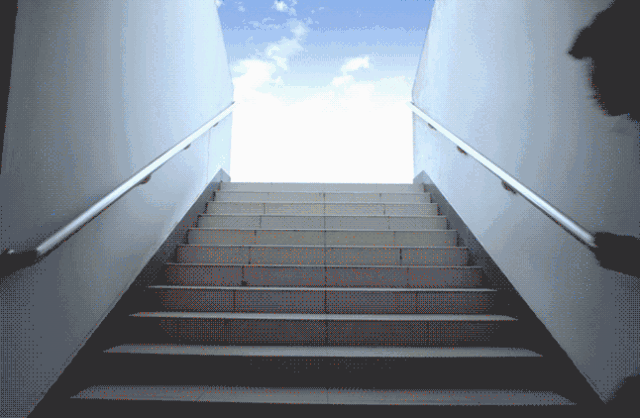 特步减震旋6.0品牌视频:《跑无所忌》