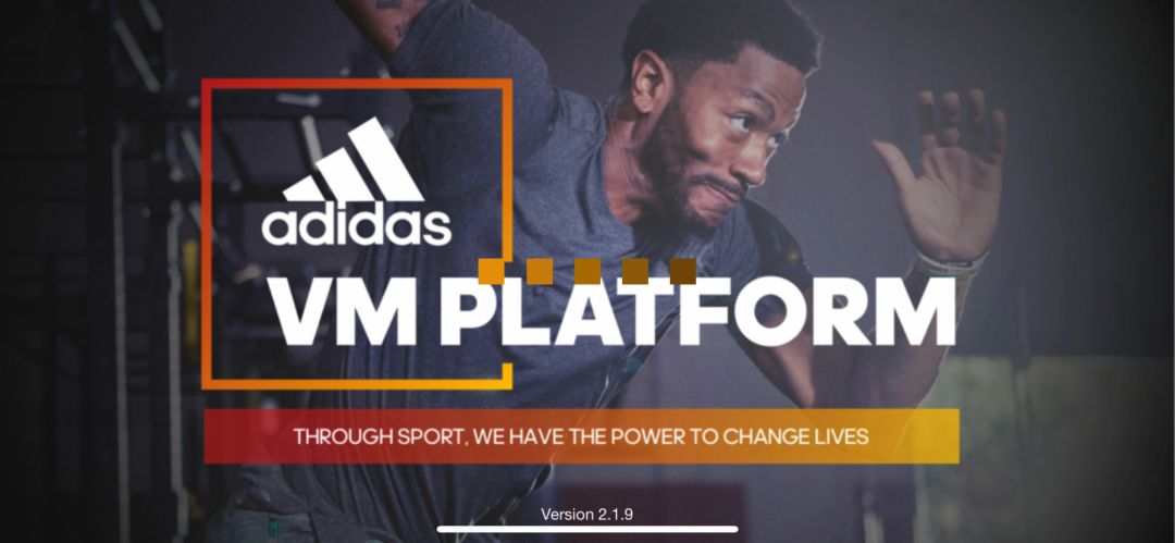 Ello x Adidas :VM-ISC 终端陈列解决方案 - 数英