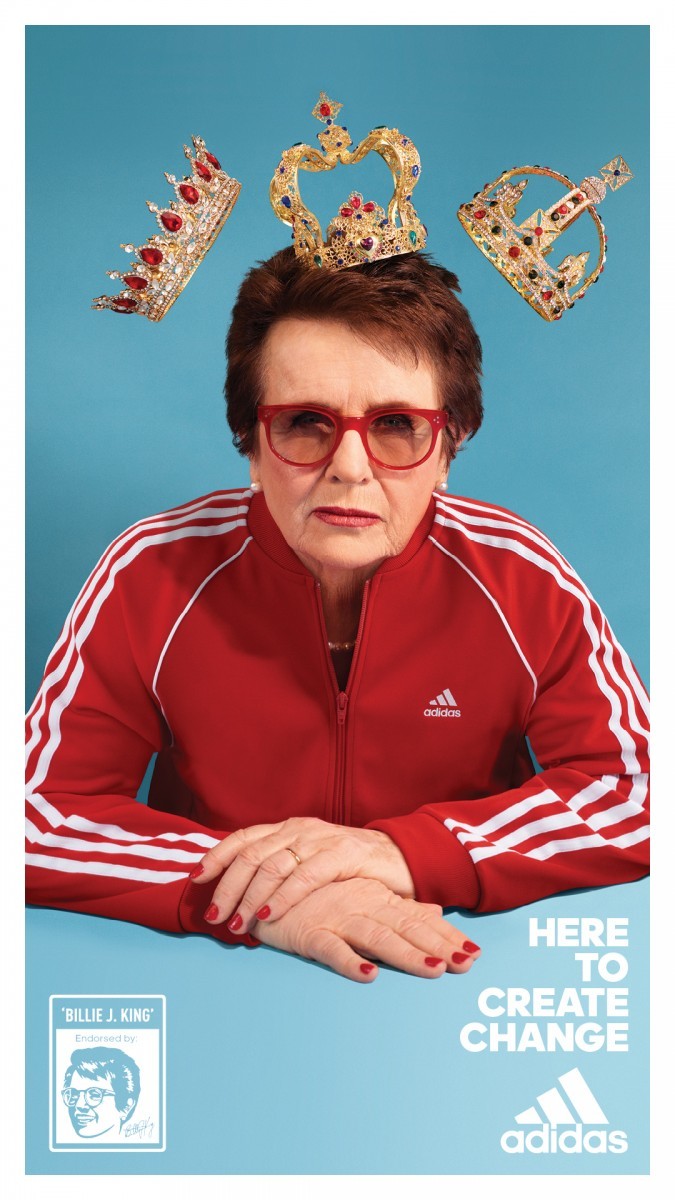 阿迪达斯致敬billie jean king,定制你的专属"蓝"鞋 - 数英