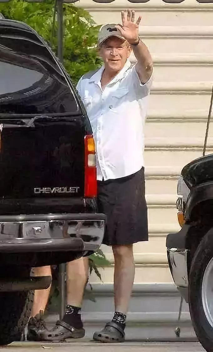 从小布什,乔治小王子,到菜市场的大妈和放学回家的小学生,男女皆宜