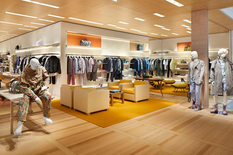 除了这十分带劲的外观,lv大阪御堂筋旗舰店的内部装潢也延续了帆船的