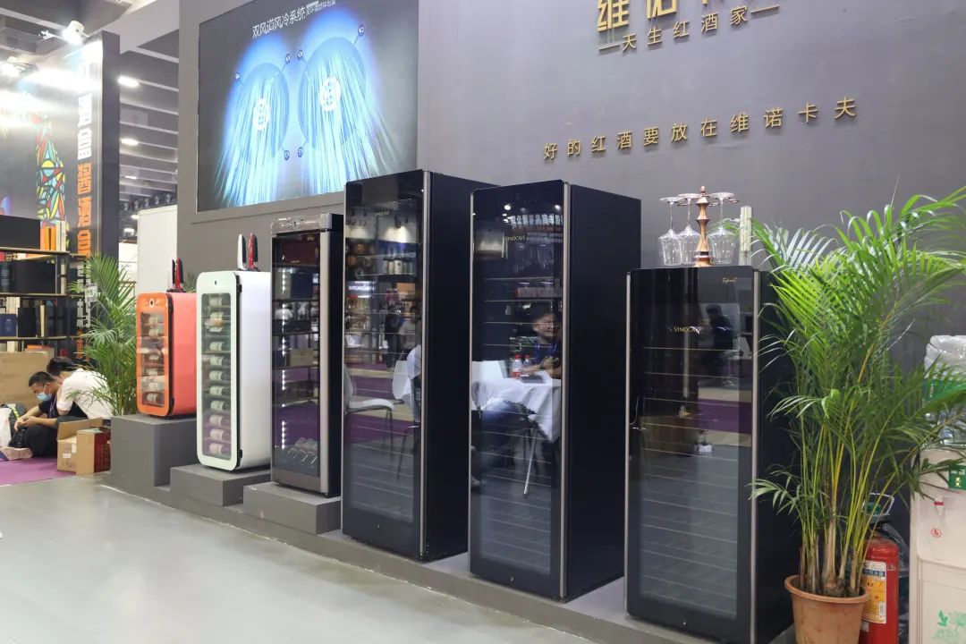 维诺卡夫酒柜湿度调节_上海维诺卡夫酒柜售后维修电话_维诺卡夫恒温酒柜