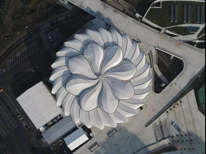 杭州建筑杀出圈，遍地“建筑界诺贝尔奖”得主设计作品 - 数英