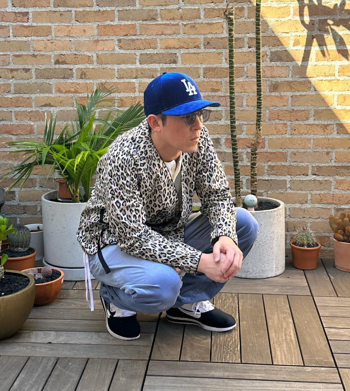 文章频道 - 陈冠希设计"黑白功夫鞋",网友称丑的很有创意!