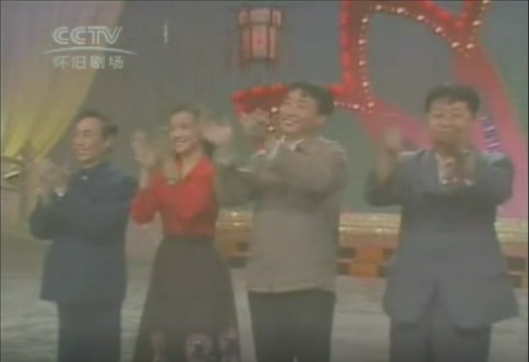 春晚广告位争夺战:四十年国民记忆与商业暗流 - 数英