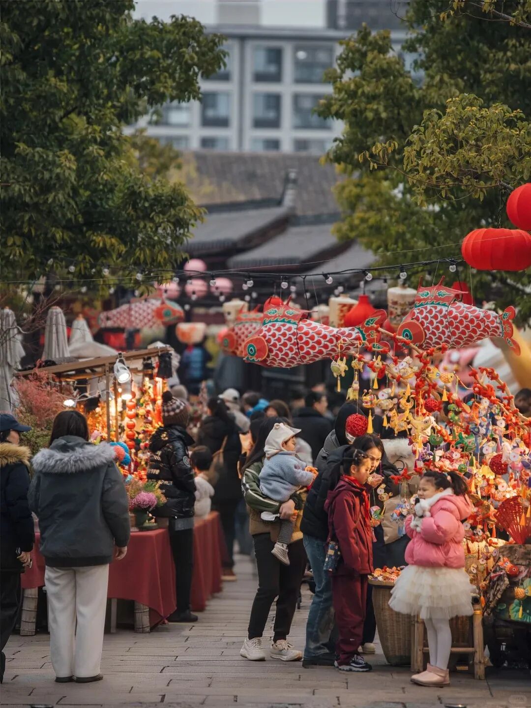 文章频道 - 春节消费洞察：年轻人眼中的年货年味