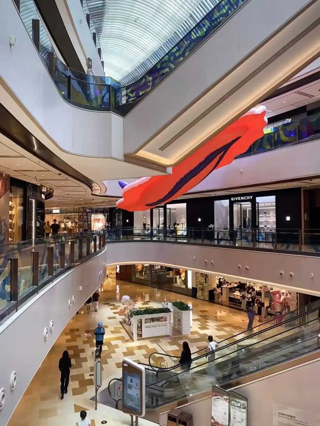 LV，路易号