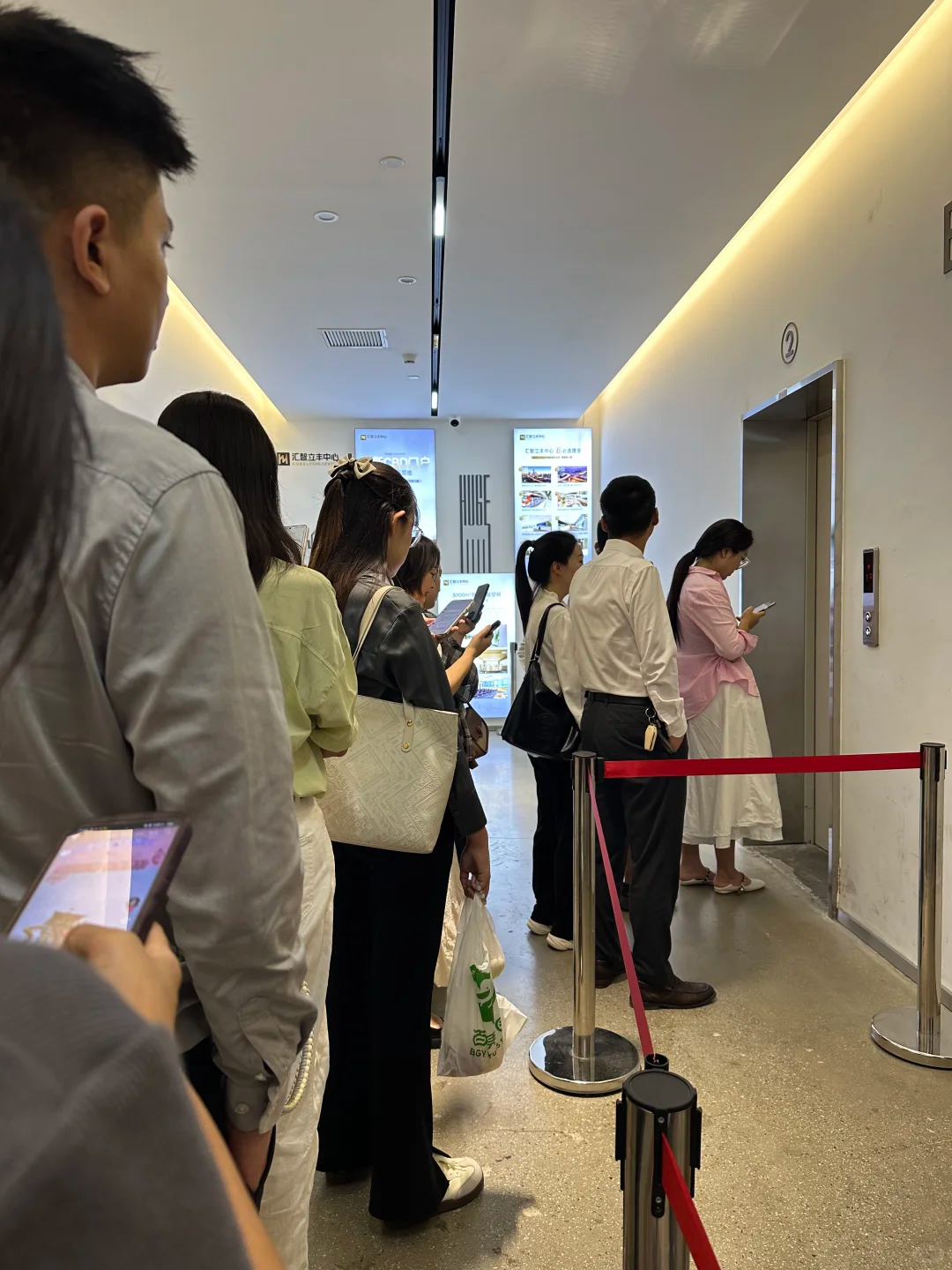 文章频道 - 地球上老师浓度最高的地方，在上海职场